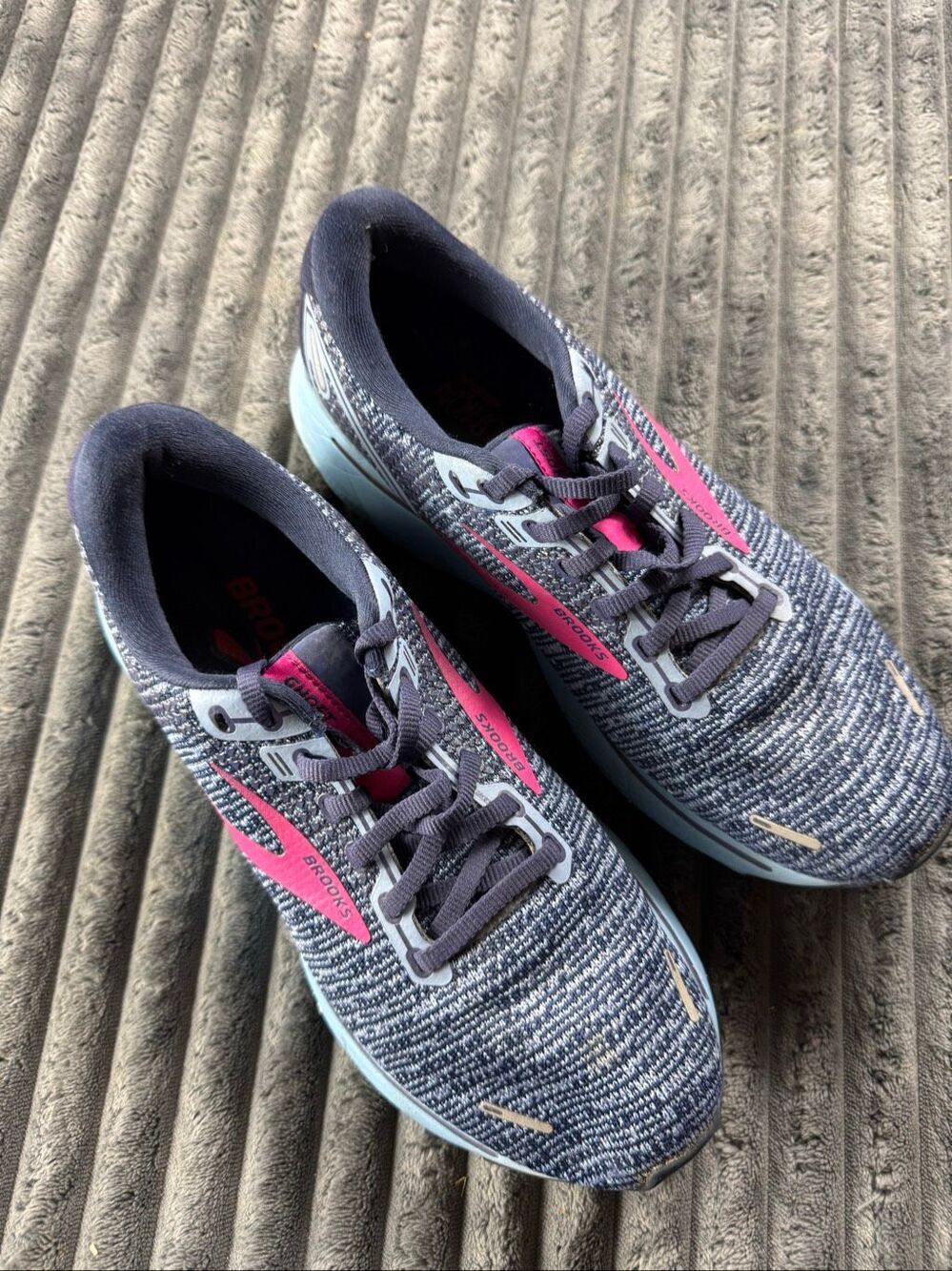 Brooks Womens Ghost 14 Blue Tennis Shoes Size 8
